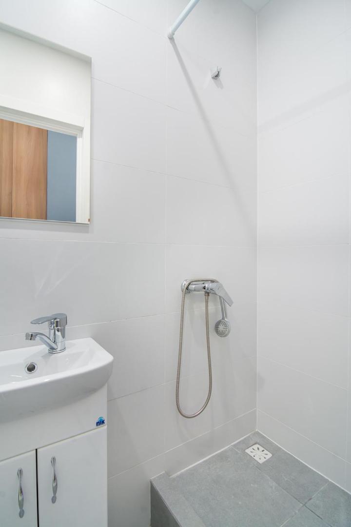 Buk Apartments On Doroshenka 25 Λβιβ Εξωτερικό φωτογραφία