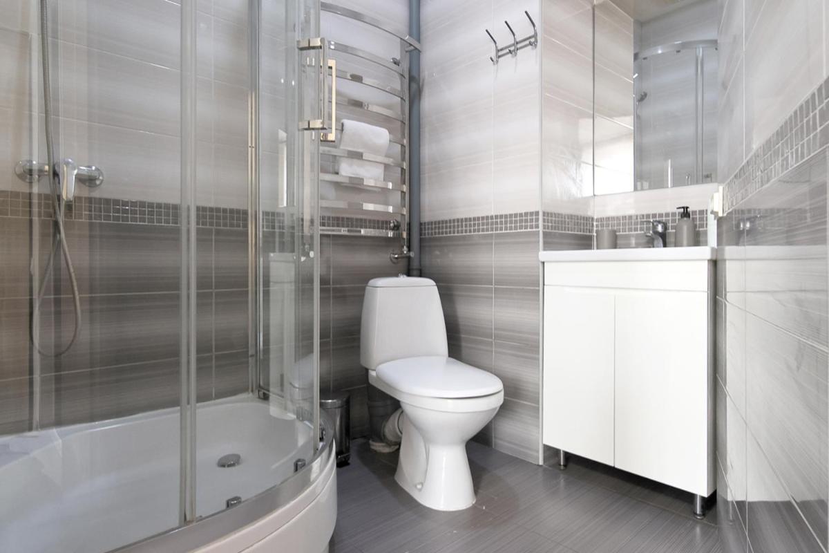 Buk Apartments On Doroshenka 25 Λβιβ Εξωτερικό φωτογραφία