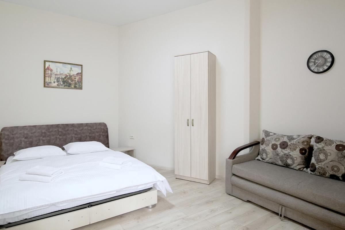 Buk Apartments On Doroshenka 25 Λβιβ Εξωτερικό φωτογραφία